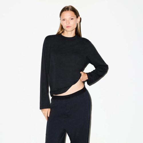 LONG SLEEVE T-SHIRT