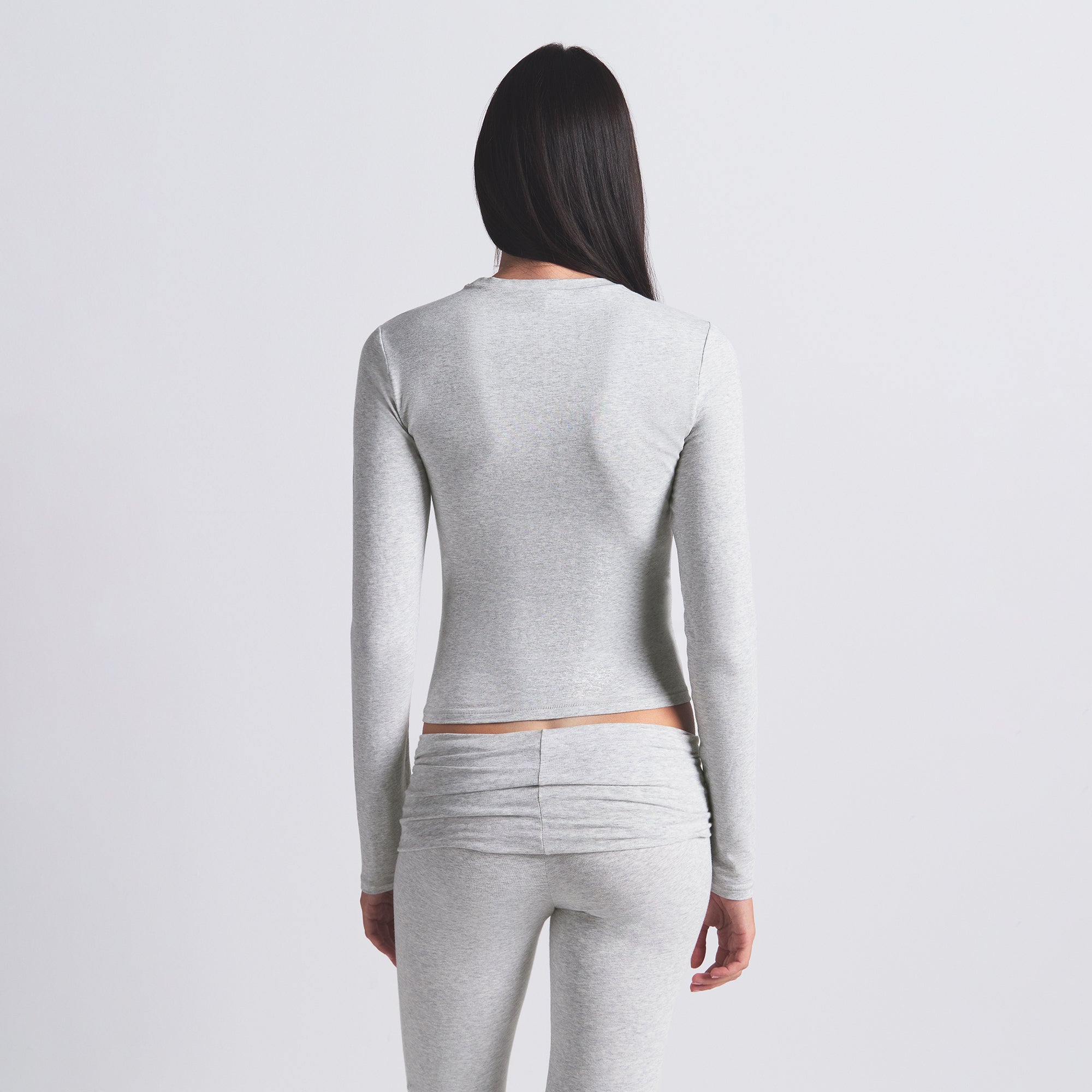 LONG SLEEVE T-SHIRT