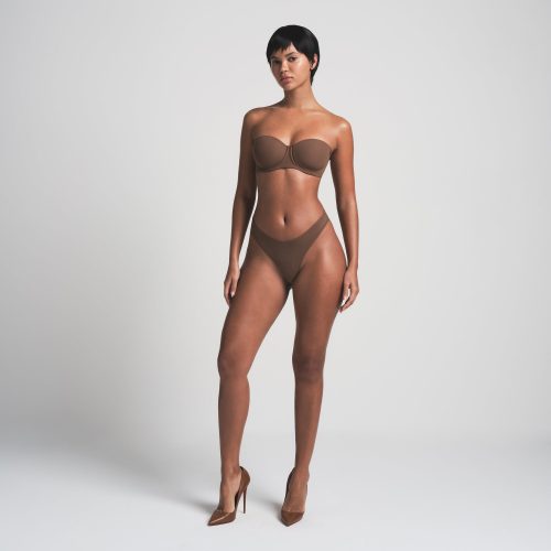 STRAPLESS BRA