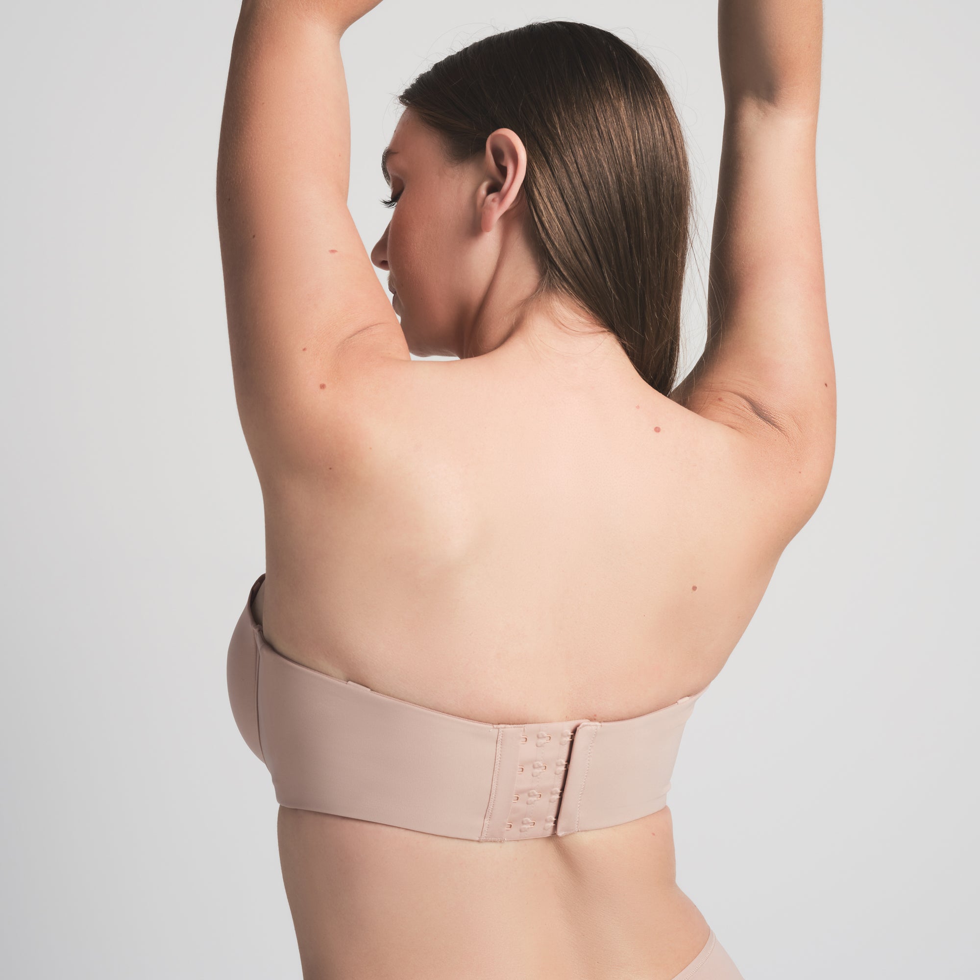 STRAPLESS BRA