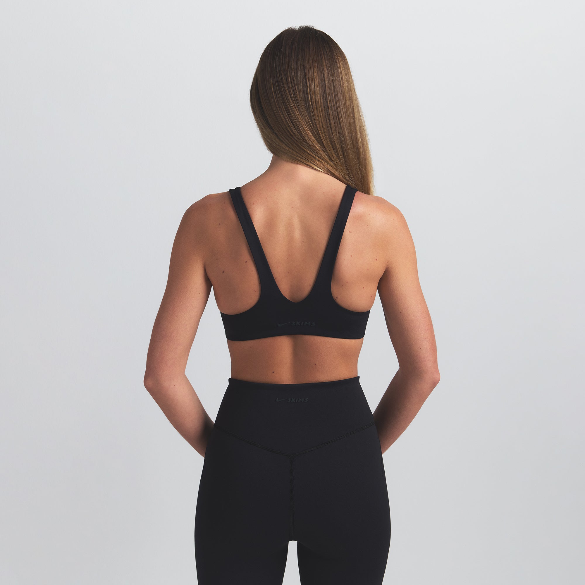SHAPING SCOOP BRA