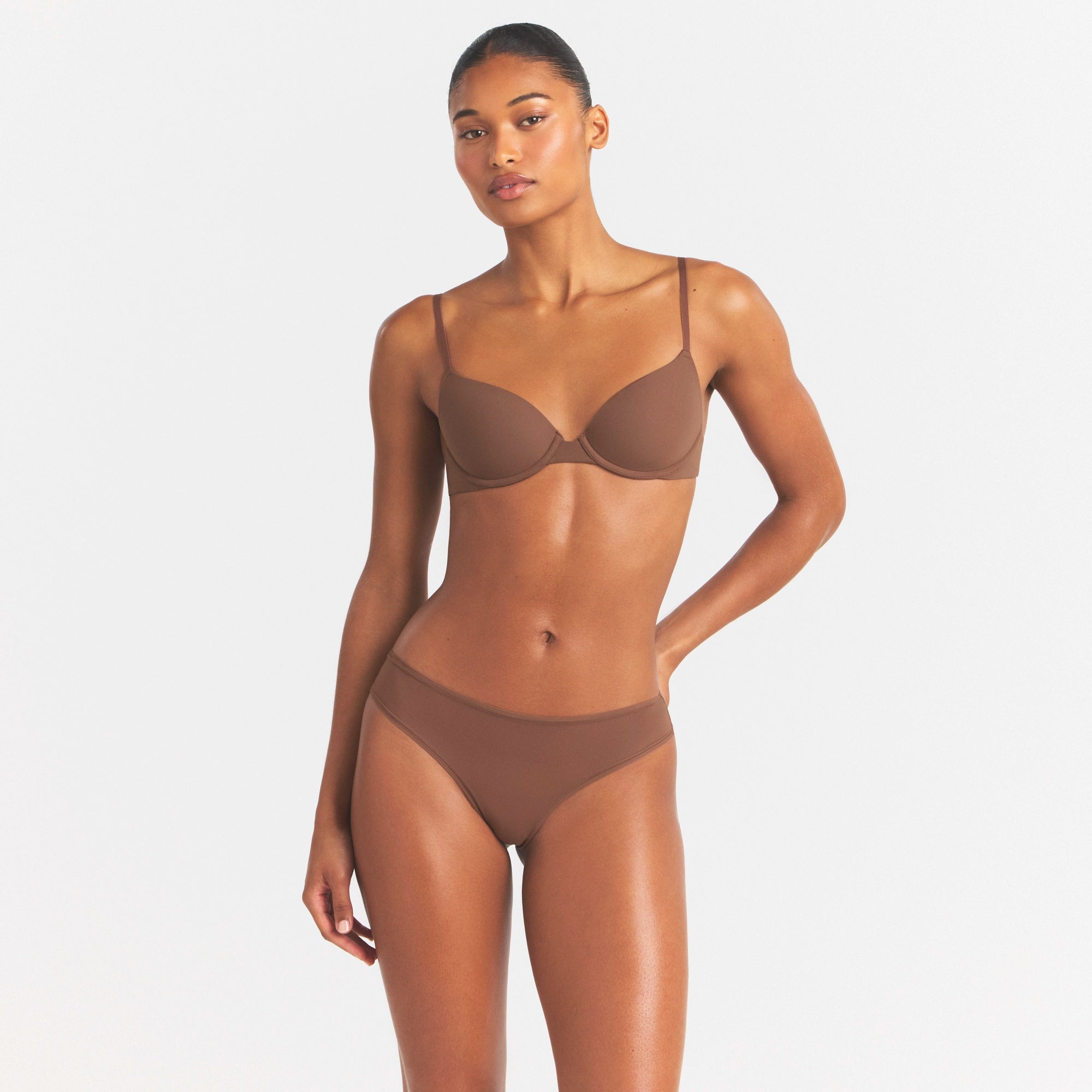 T-SHIRT BRA