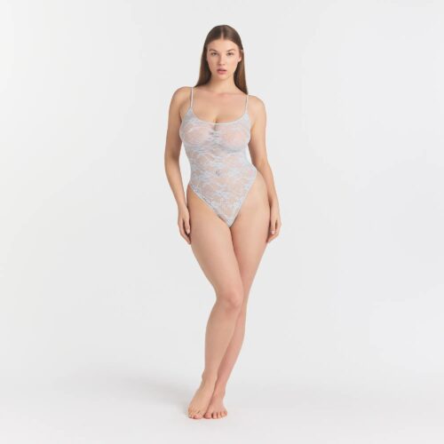 SCOOP NECK BODYSUIT