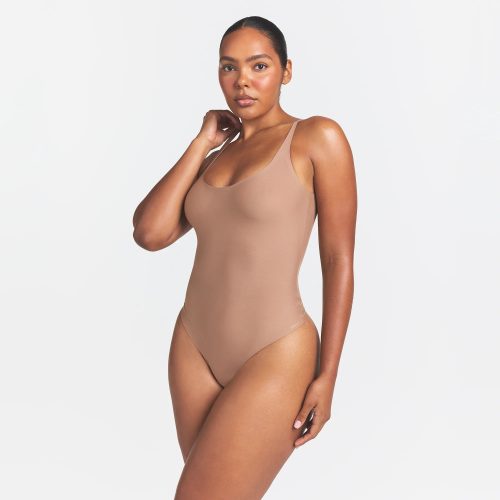 SCOOP LOW BACK THONG BODYSUIT