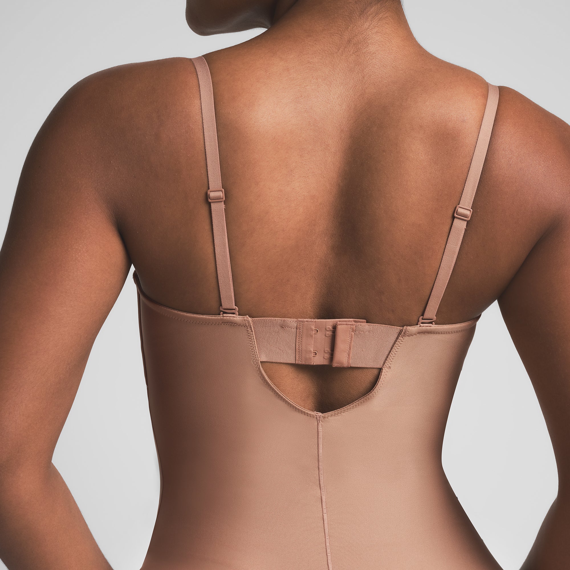 UNDERWIRE THONG BODYSUIT