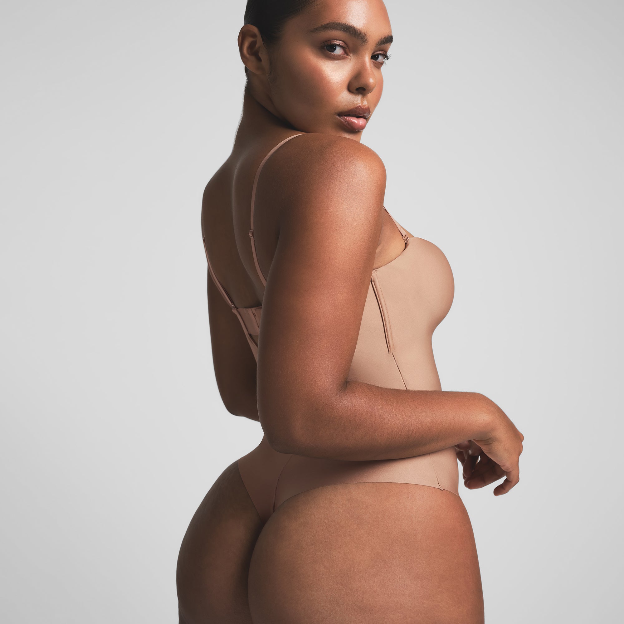 UNDERWIRE THONG BODYSUIT