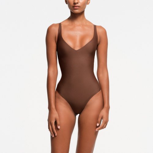 CORE SCULPT PLUNGE THONG BODYSUIT