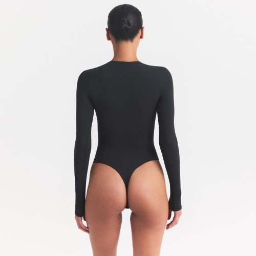 LONG SLEEVE CREW NECK BODYSUIT