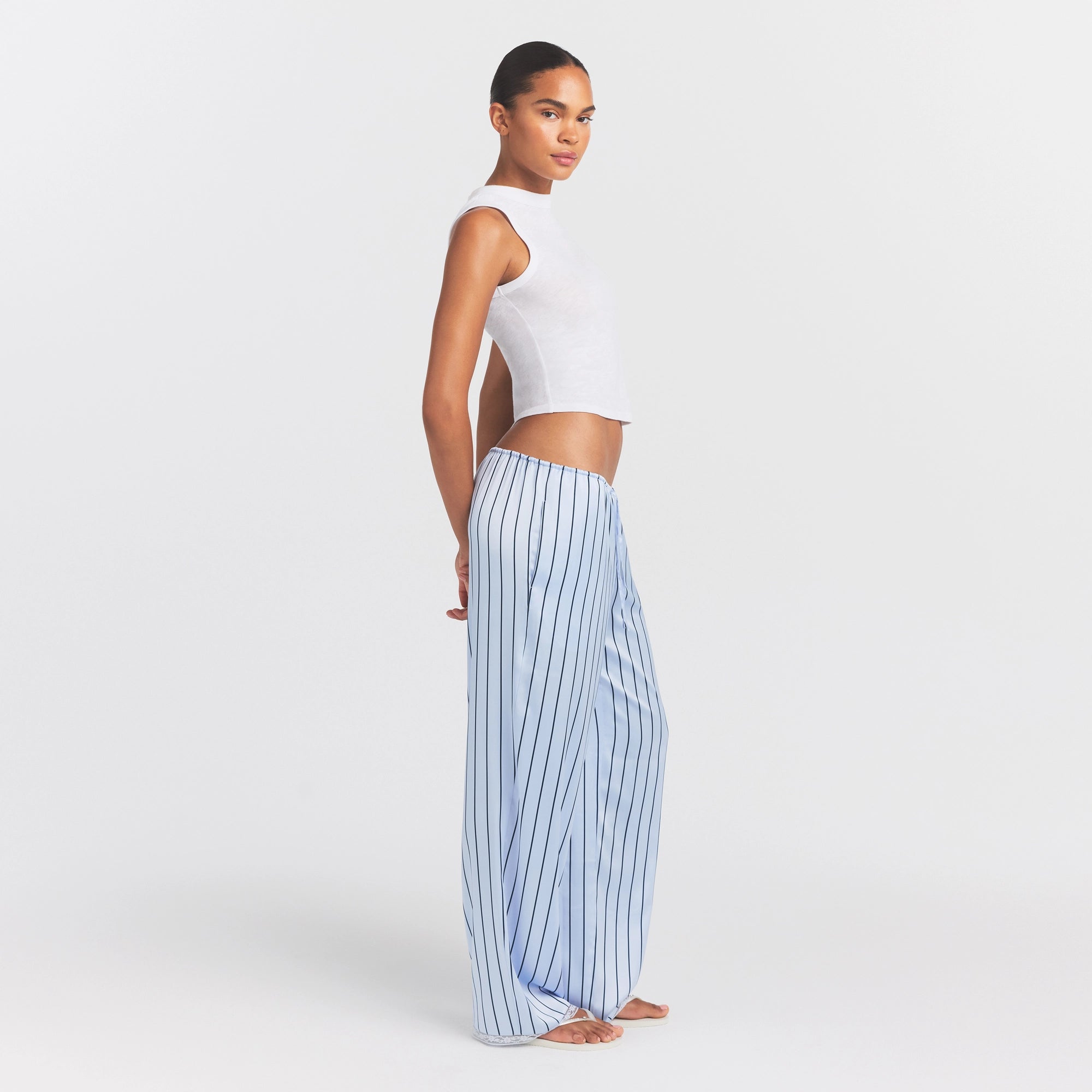 LACE PANT