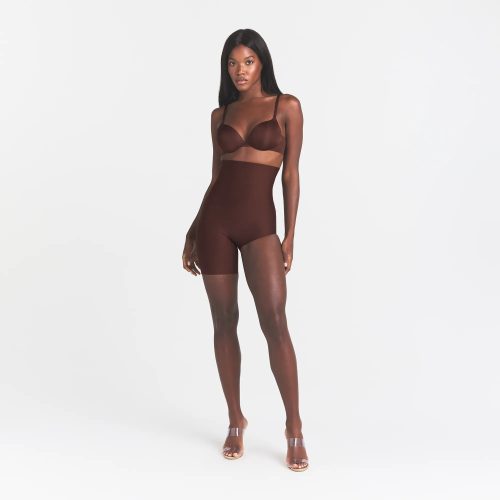 LEFT LEG SOLUTION SHORT