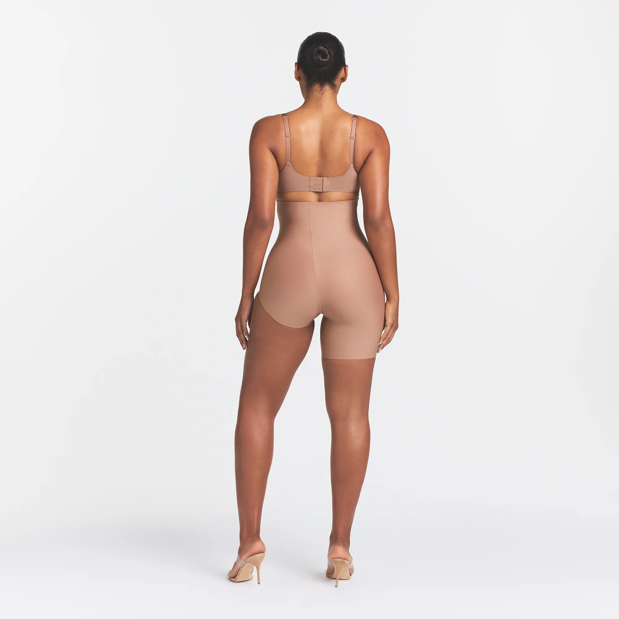 LEFT LEG SOLUTION SHORT