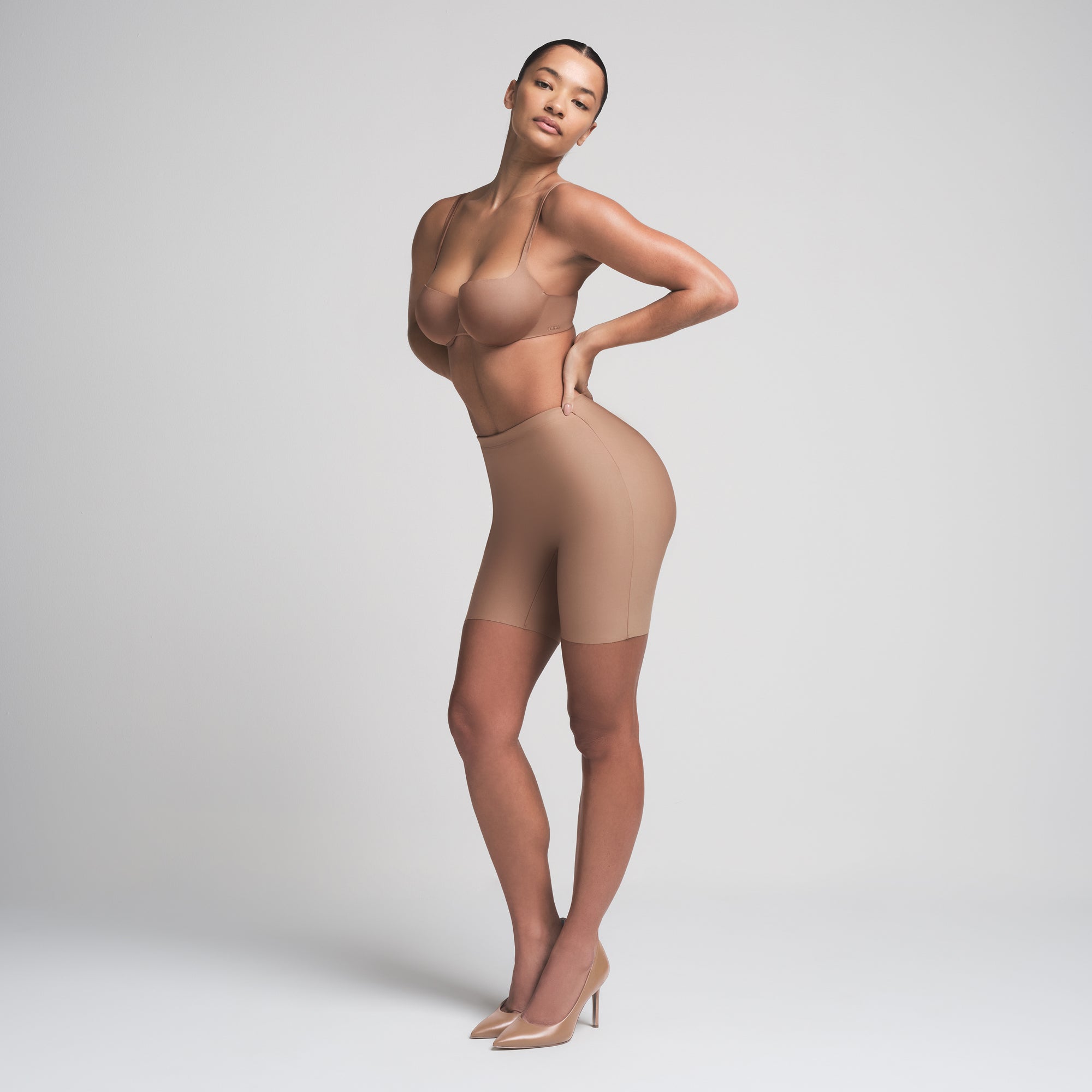 BUTT ENHANCING PADDED SHORT