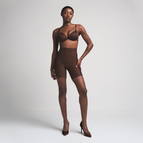 CORE SCULPT MID RISE SHORT