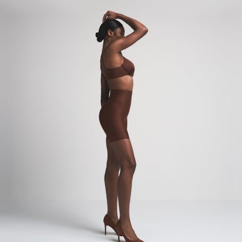 CORE SCULPT MID RISE SHORT