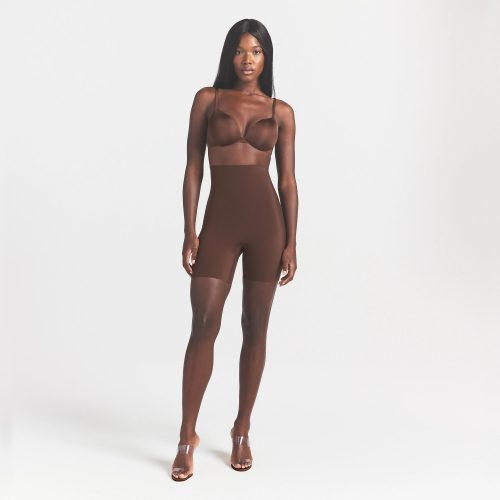 HIGH-WAISTED SHORT