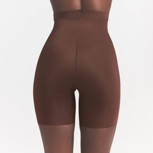 HIGH-WAISTED SHORT