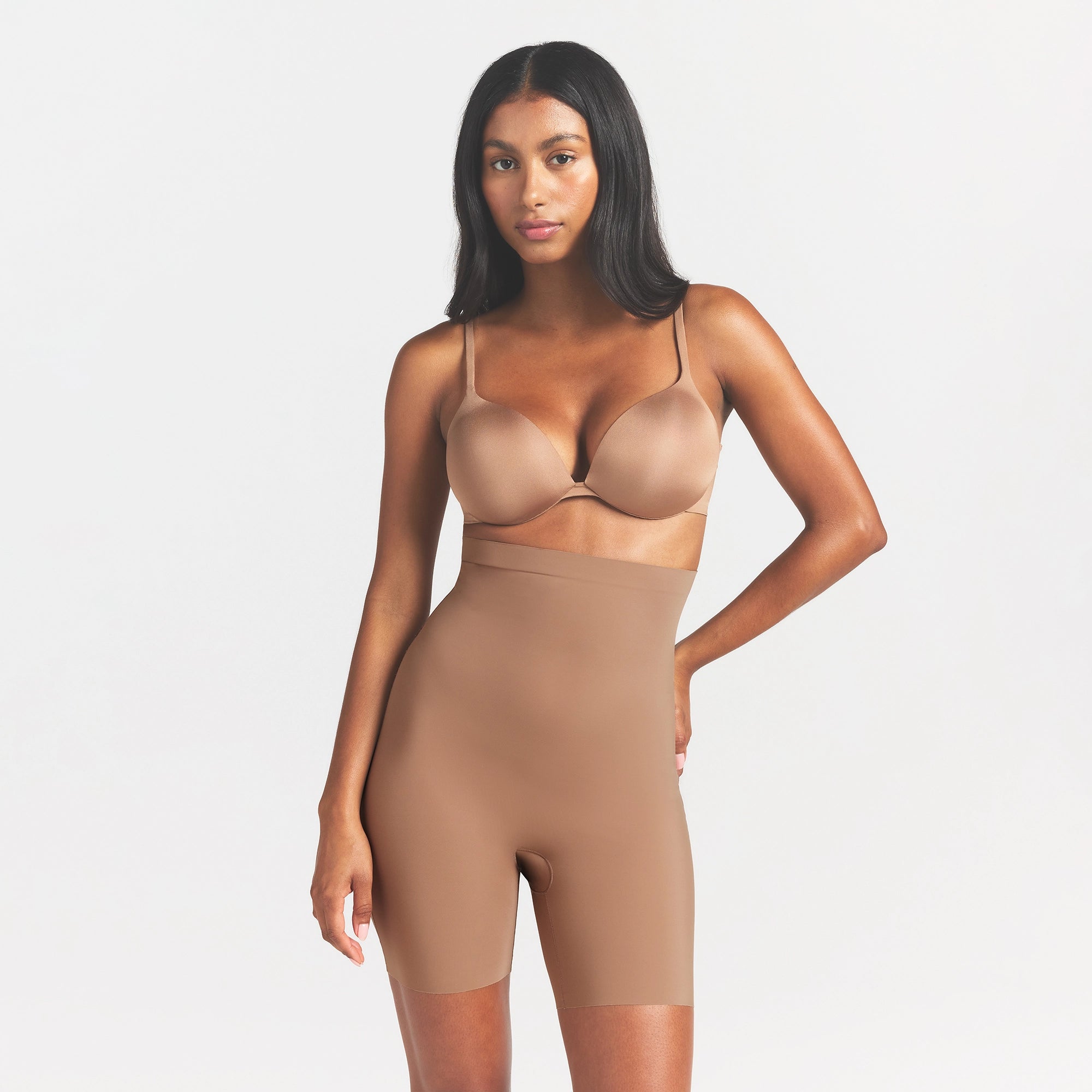 HIGH-WAISTED SHORT