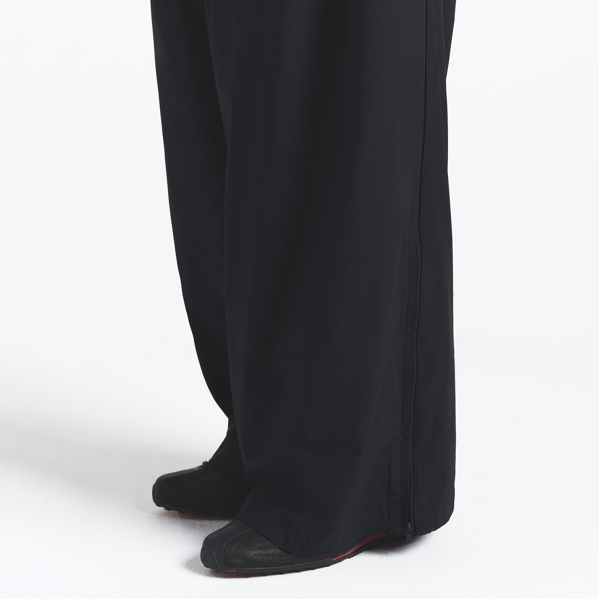 OVERSIZED TRACK PANT
