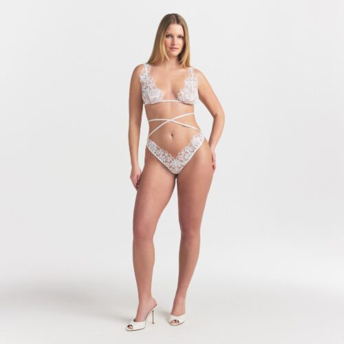 PLUNGE BRALETTE