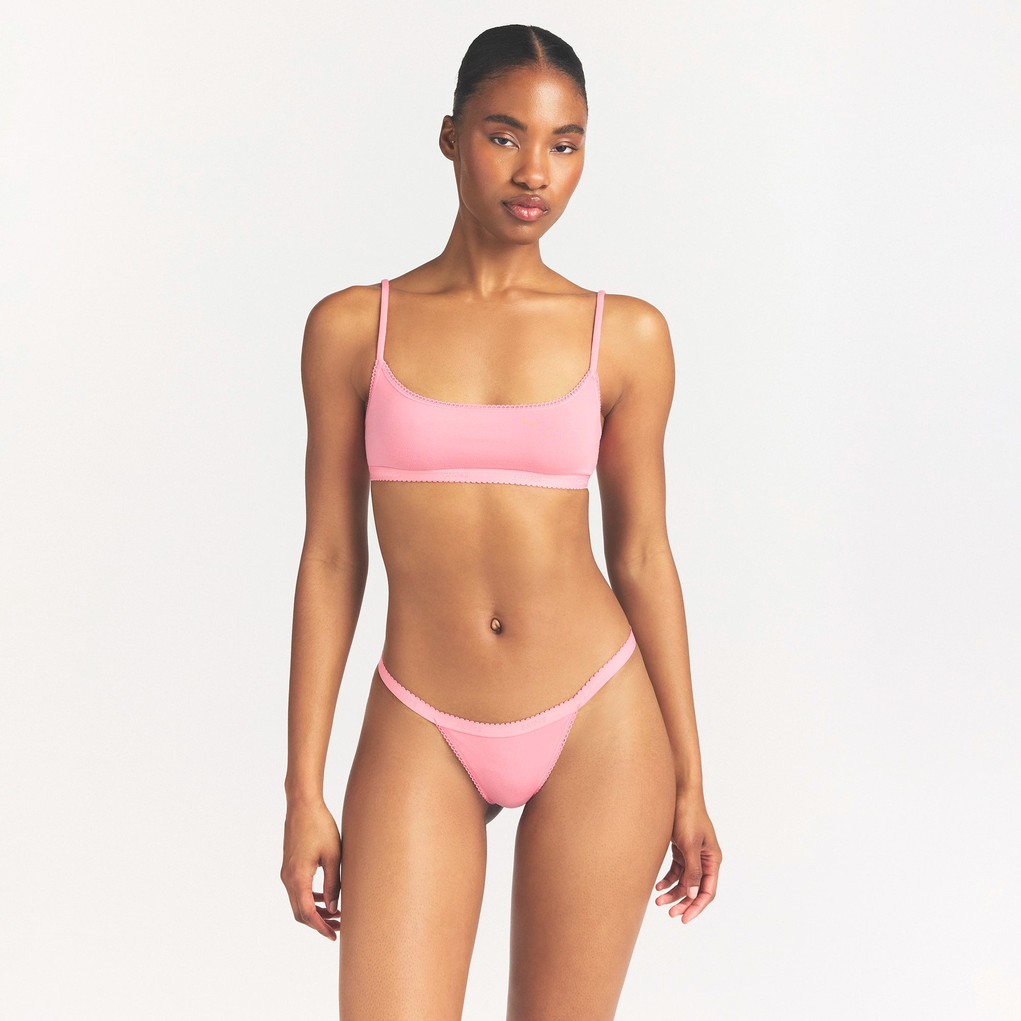 LOGO PICOT SCOOP BRALETTE