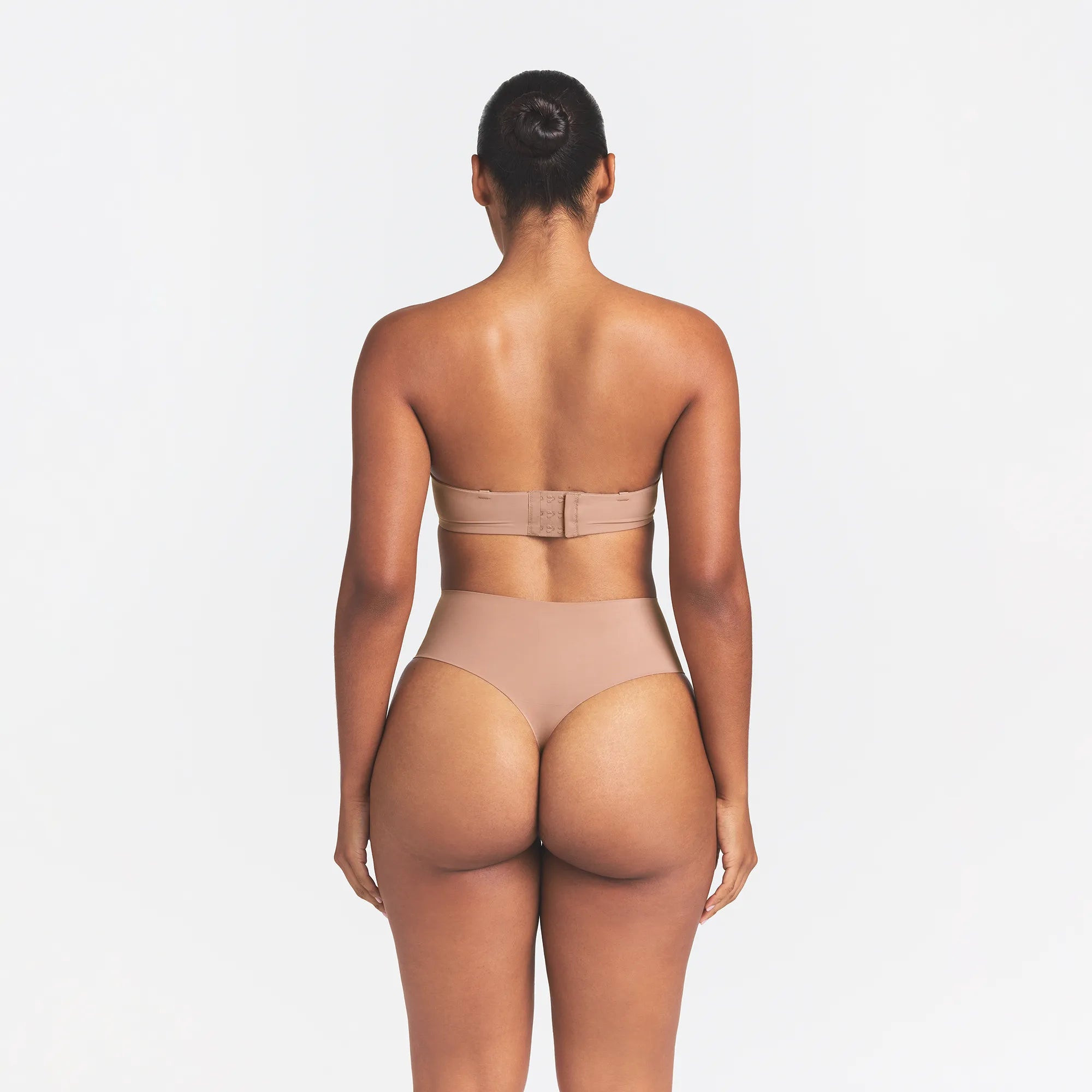 STRAPLESS BRA