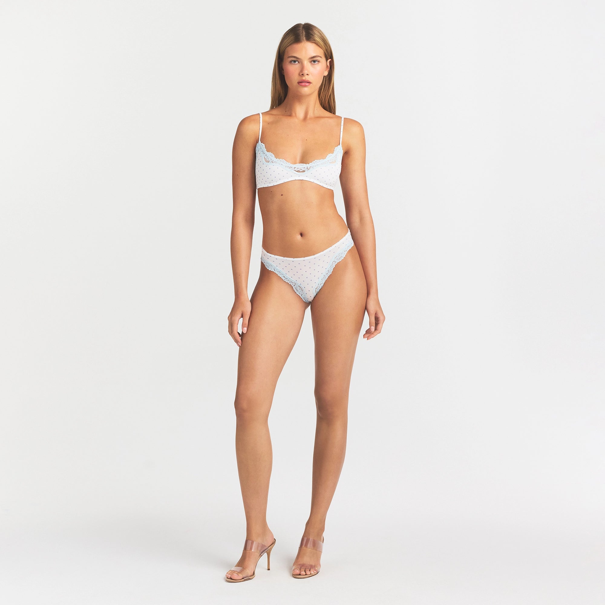 SCOOP BRALETTE