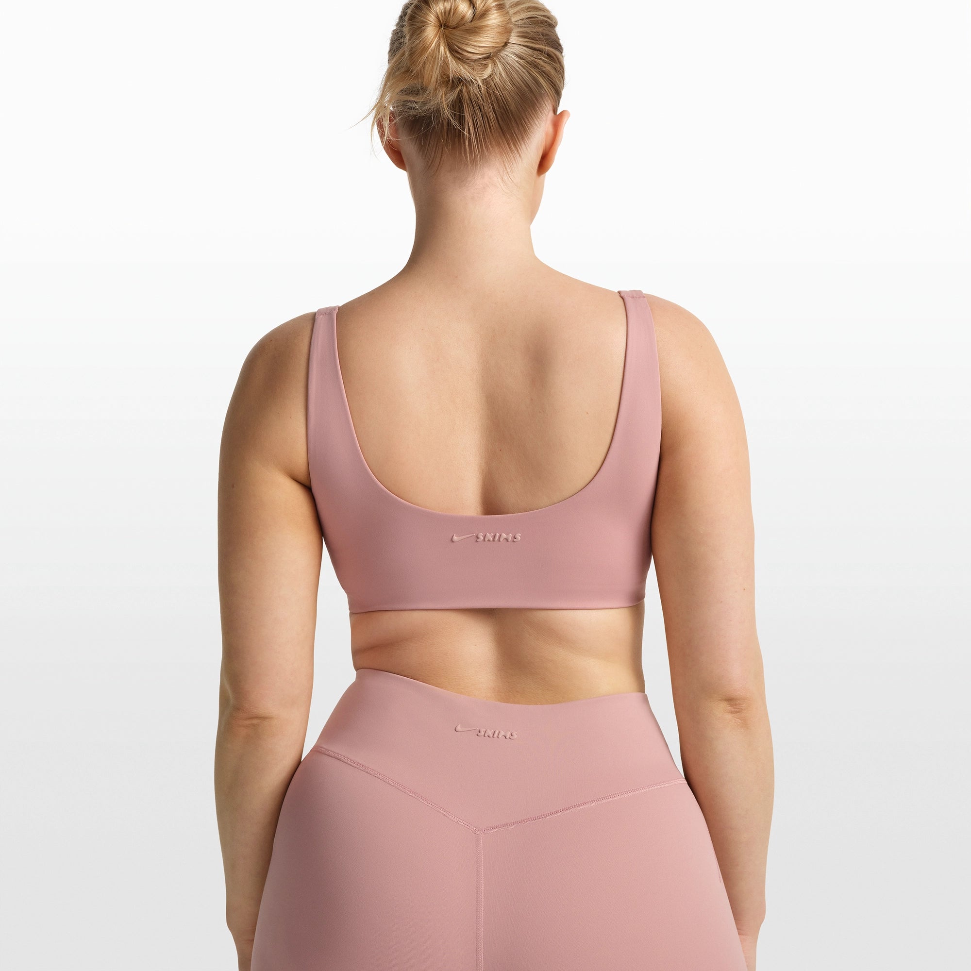 SCOOP NECK BRA