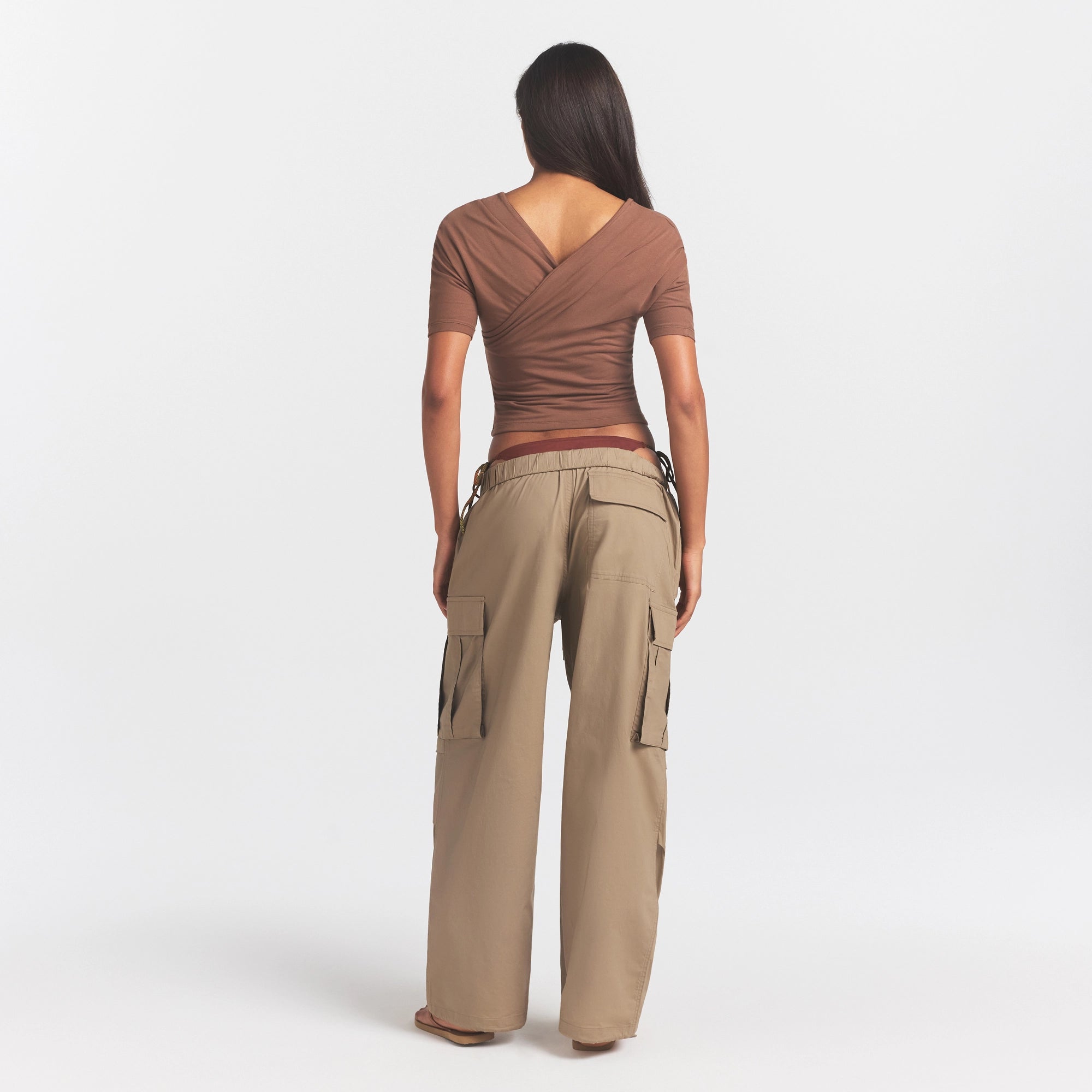 OVERSIZED LOW RISE CARGO PANT