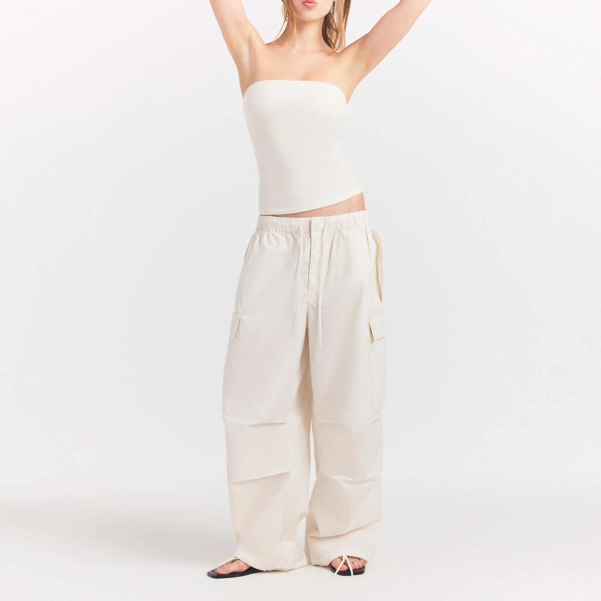OVERSIZED LOW RISE CARGO PANT