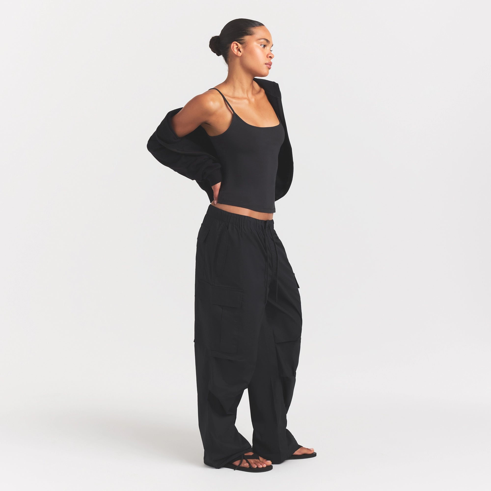 OVERSIZED LOW RISE CARGO PANT