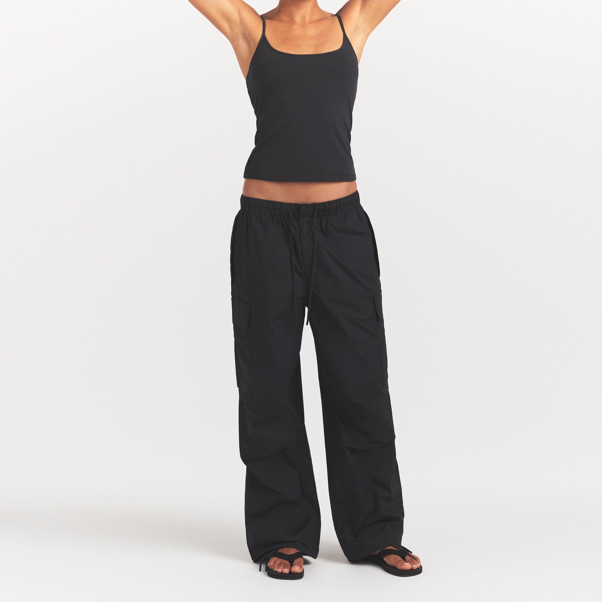 OVERSIZED LOW RISE CARGO PANT