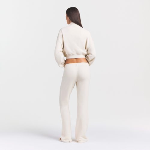 STRAIGHT LEG PANT