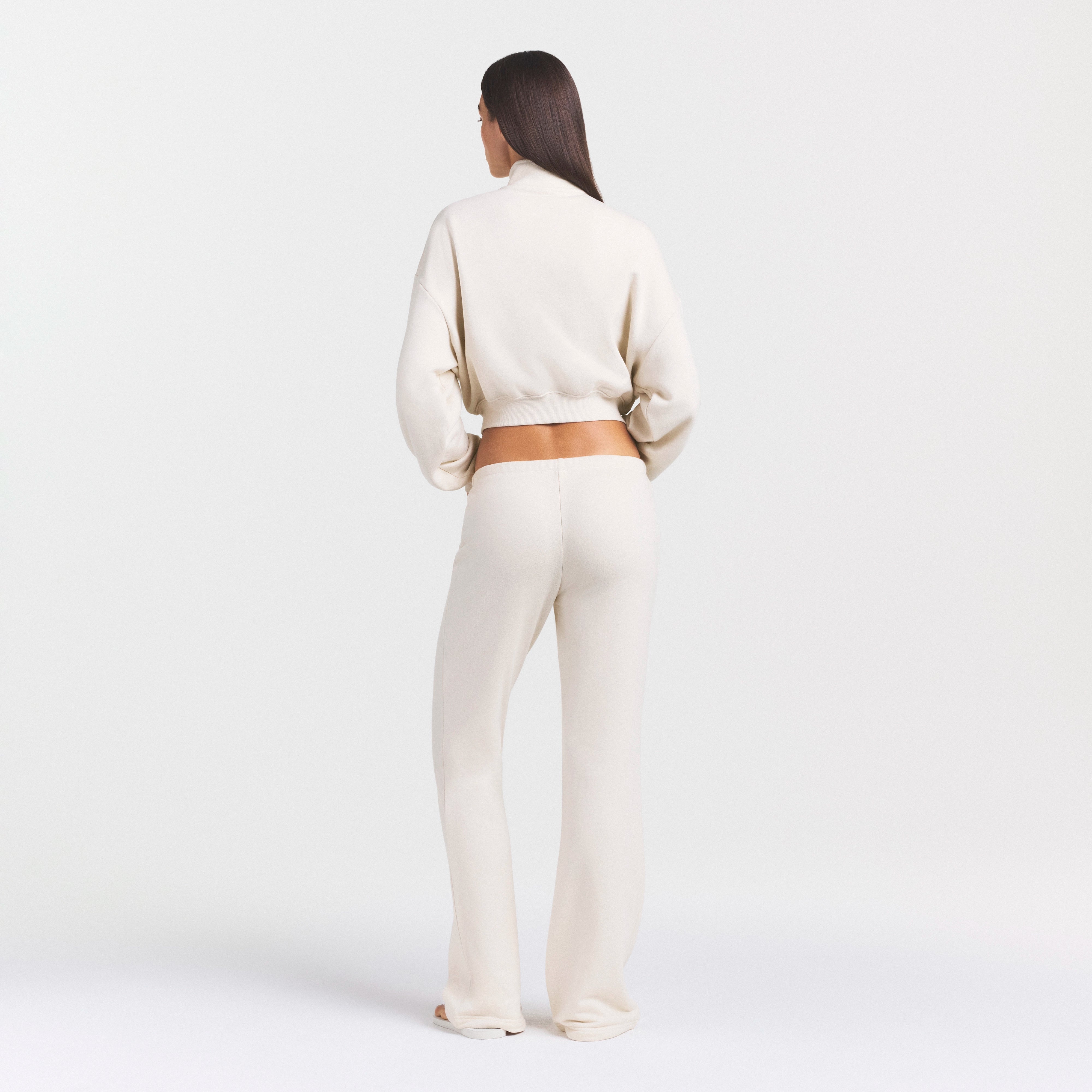 STRAIGHT LEG PANT