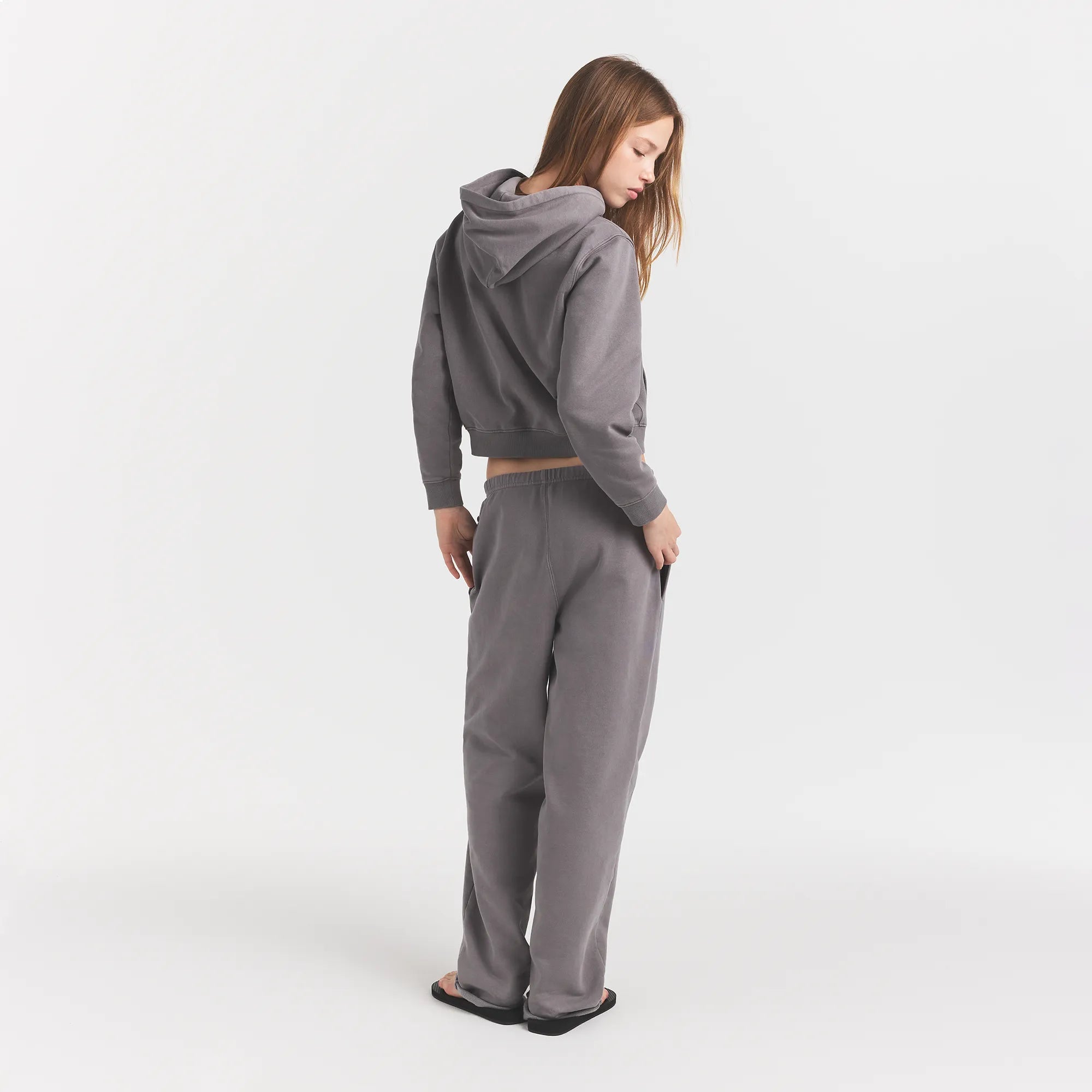 STRAIGHT LEG PANT