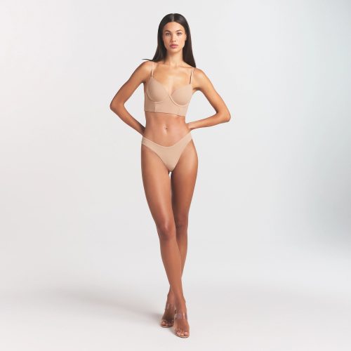 LOW BACK LONGLINE BRA