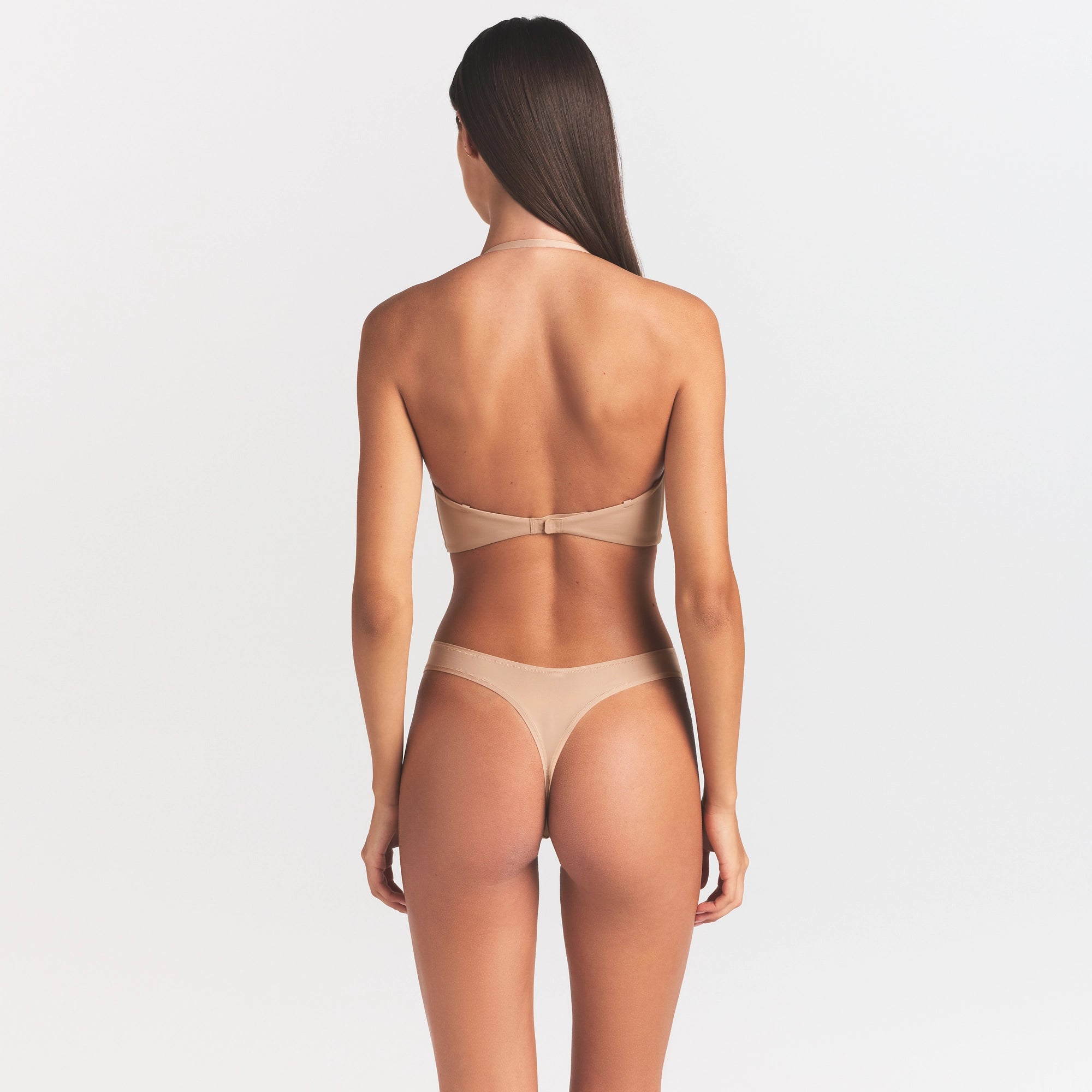 LOW BACK LONGLINE BRA