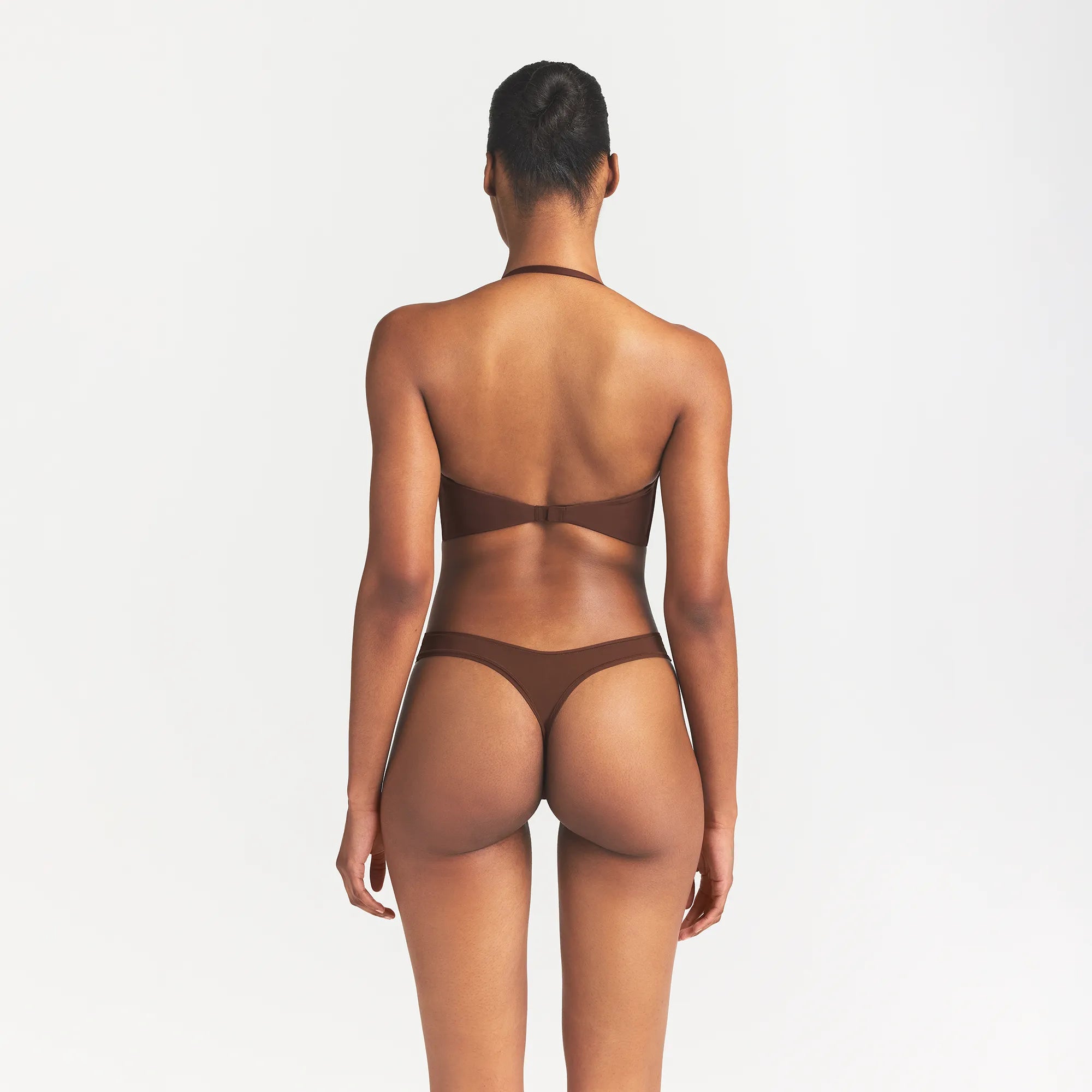 LOW BACK LONGLINE BRA