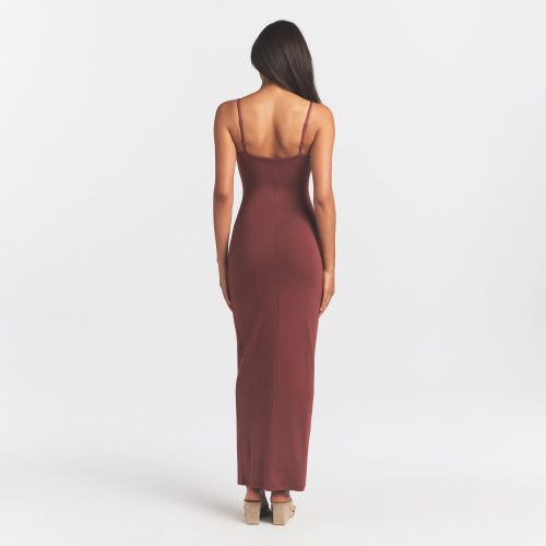 SCOOP NECK LONG DRESS