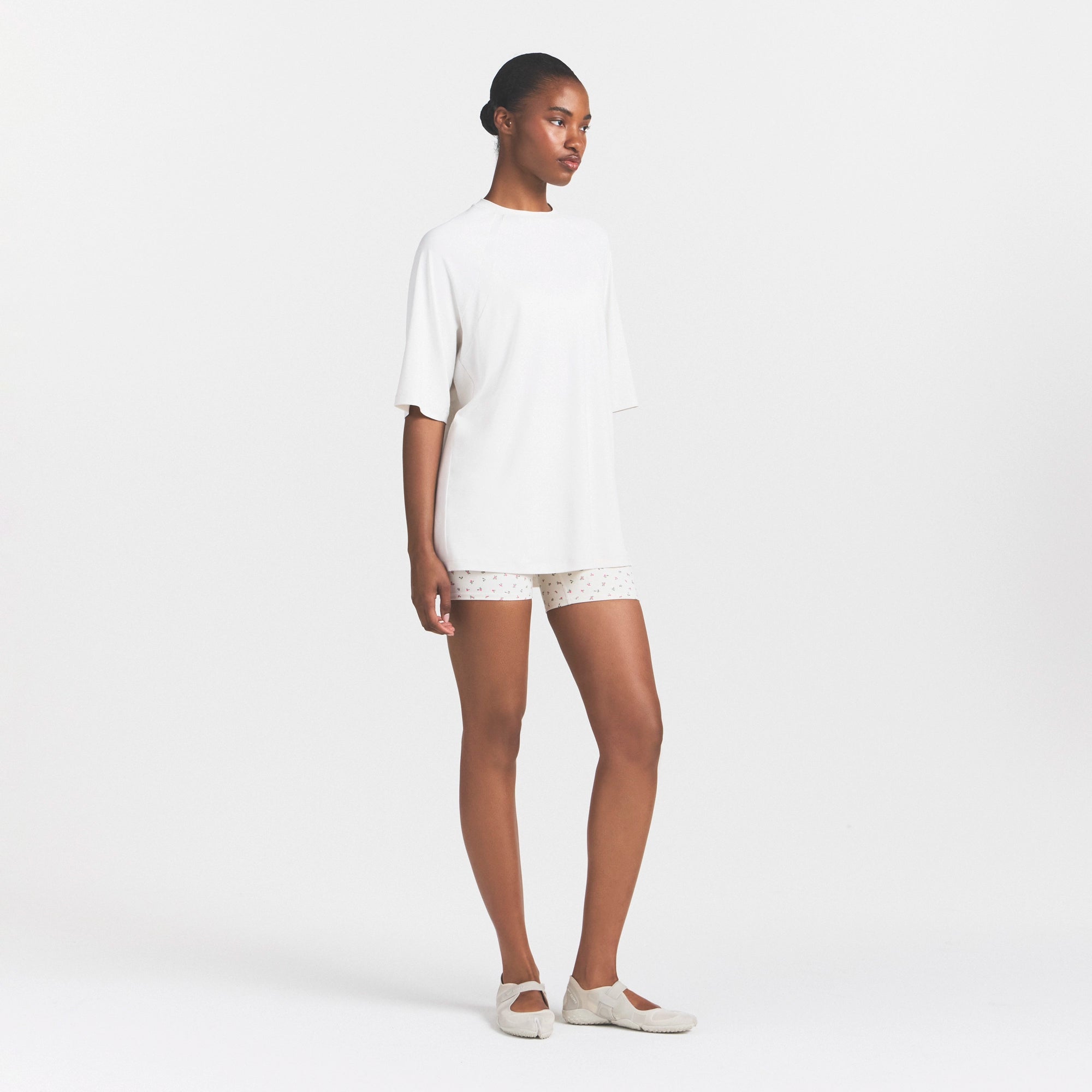 DRI-FIT™ OVERSIZED T-SHIRT