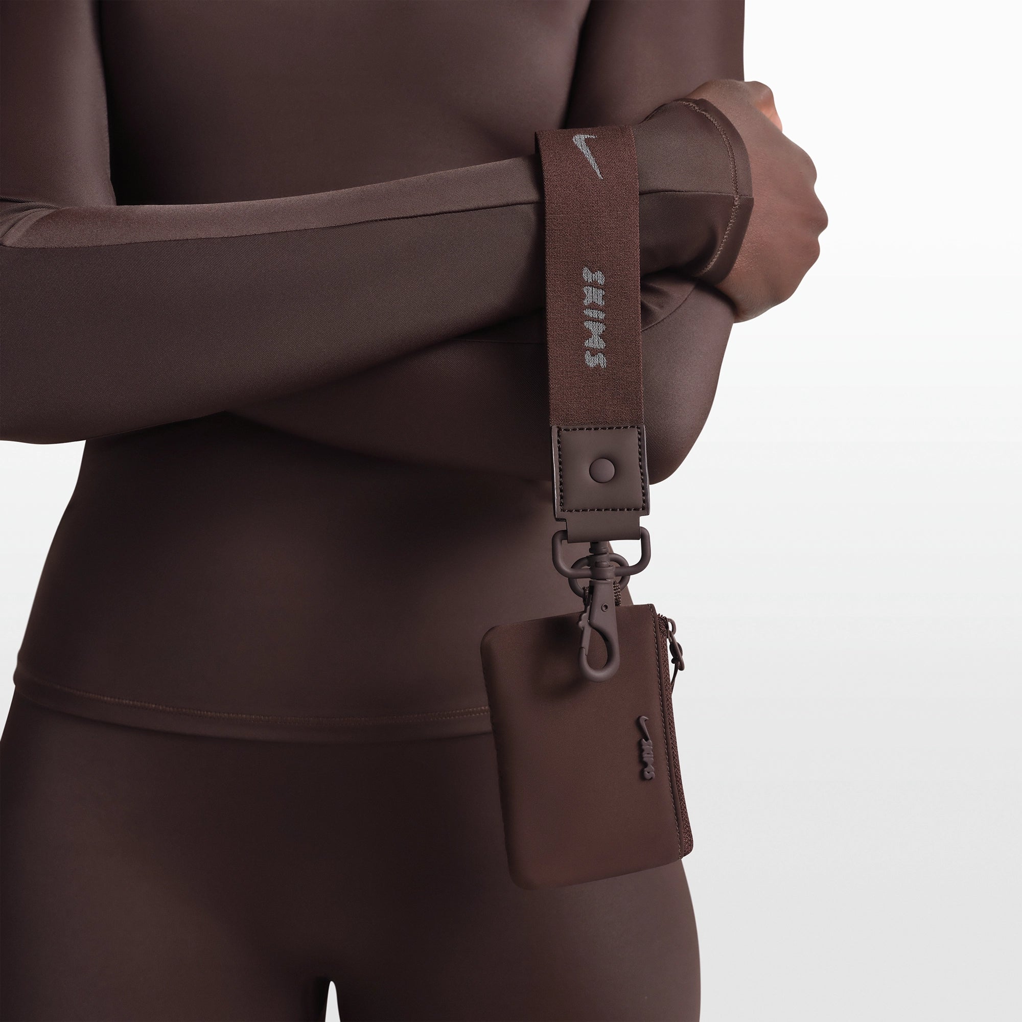 CLIPPABLE POUCH