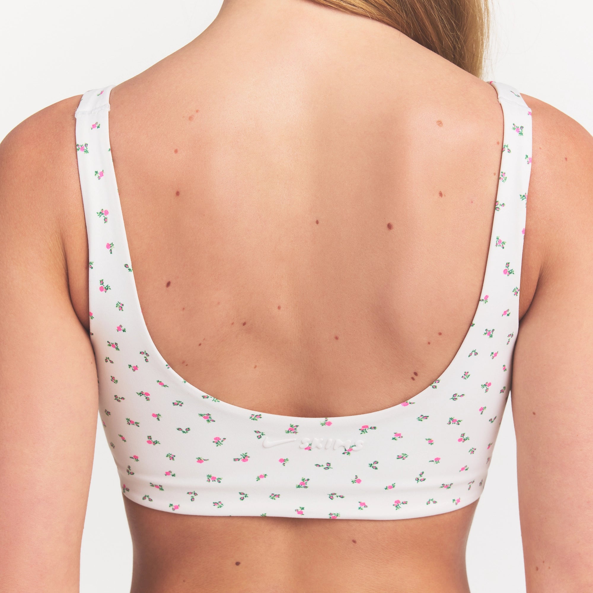 SCOOP NECK BRA