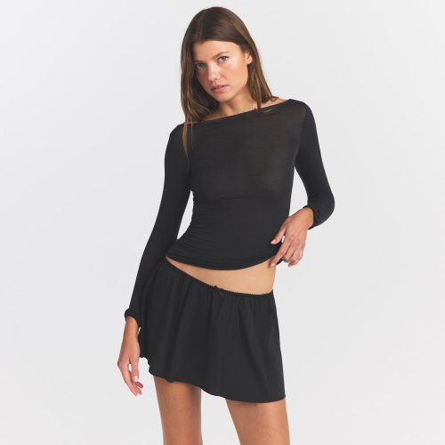 LONG SLEEVE BOATNECK TOP