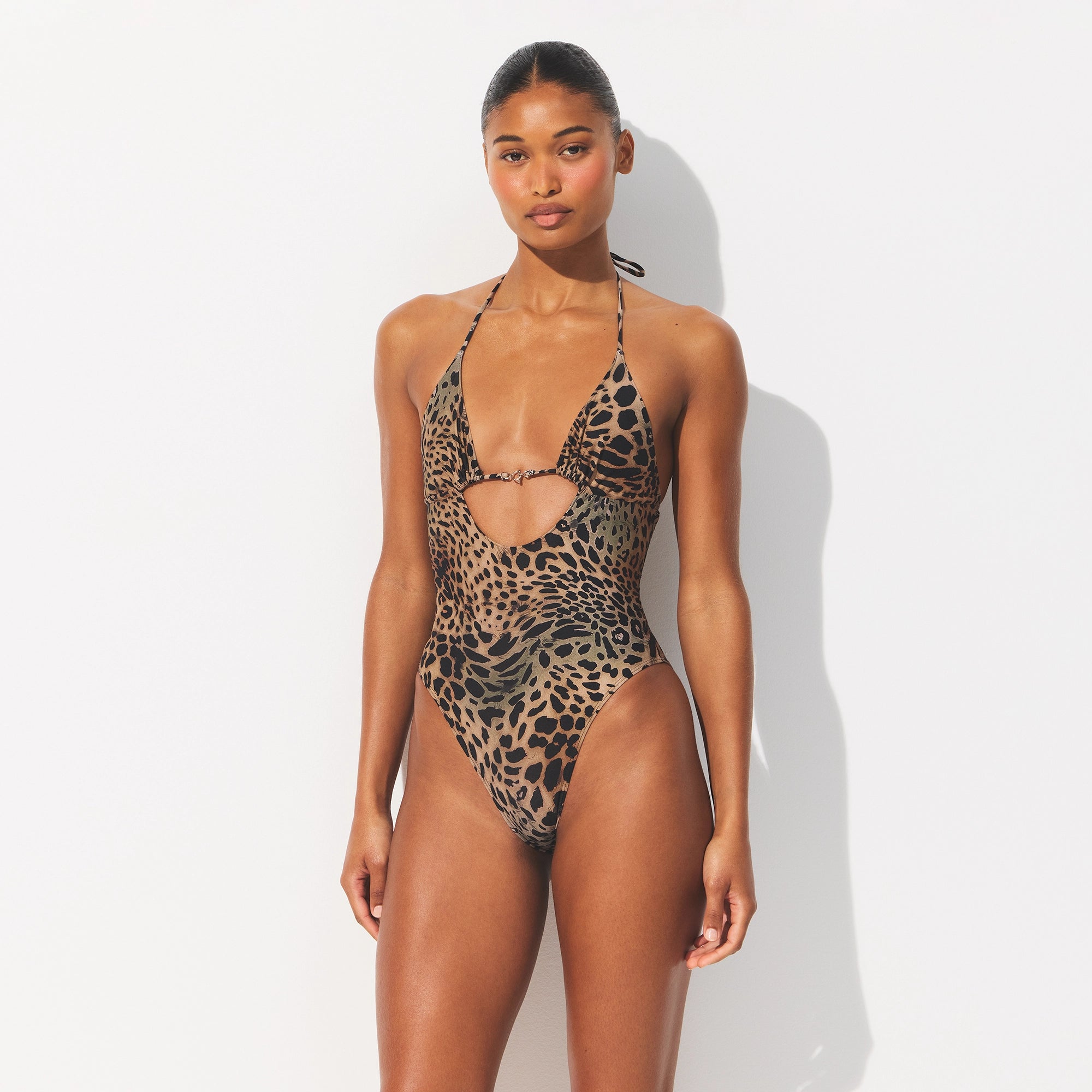 HARDWARE ONE PIECE