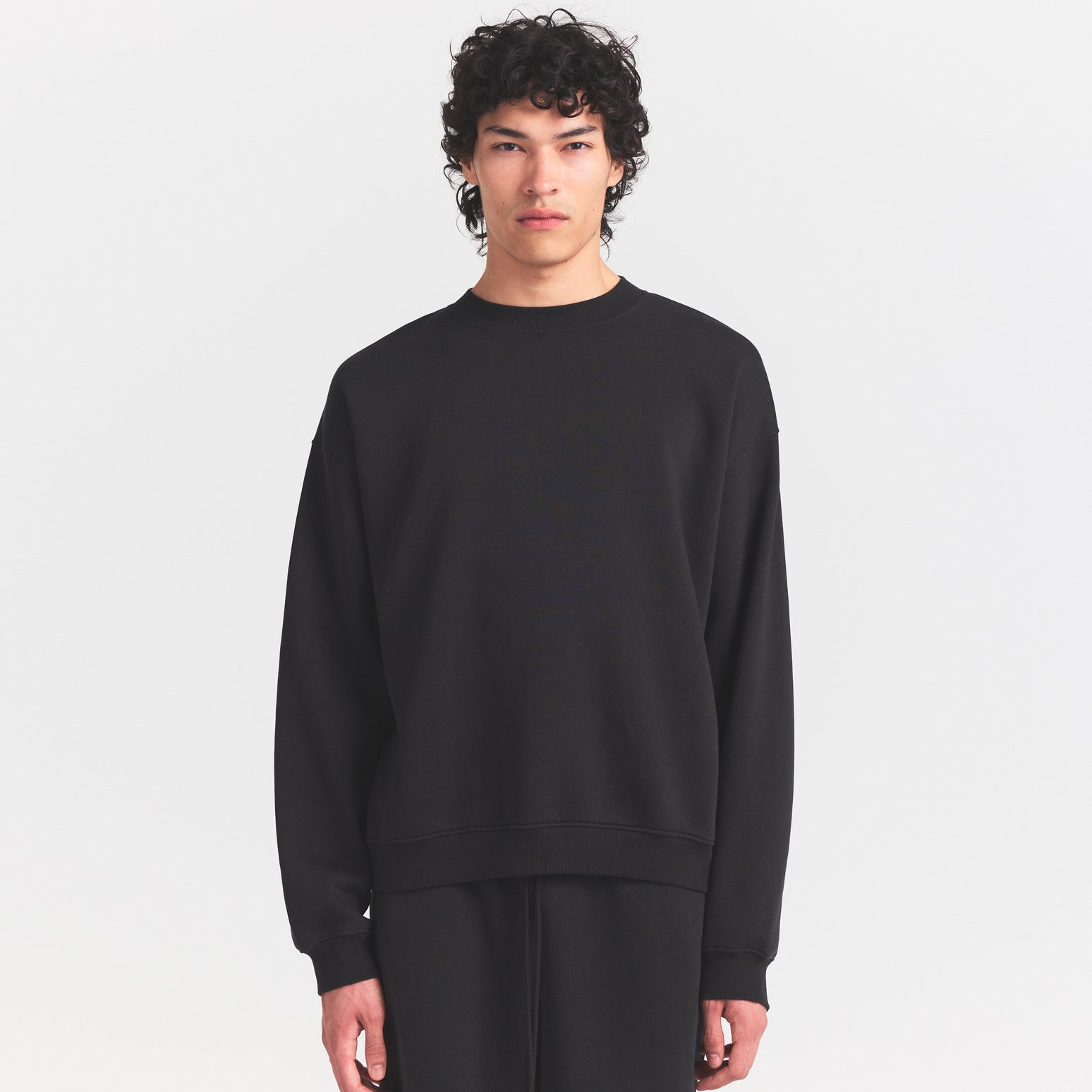 MENS RELAXED HIGH CREWNECK