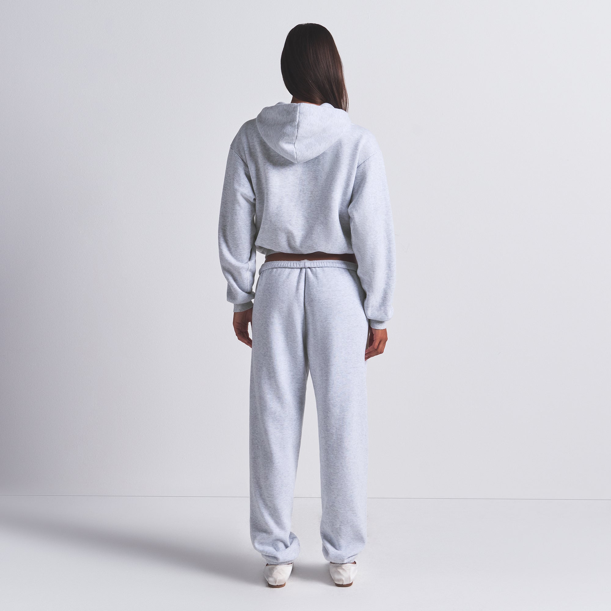 CLASSIC HOODIE