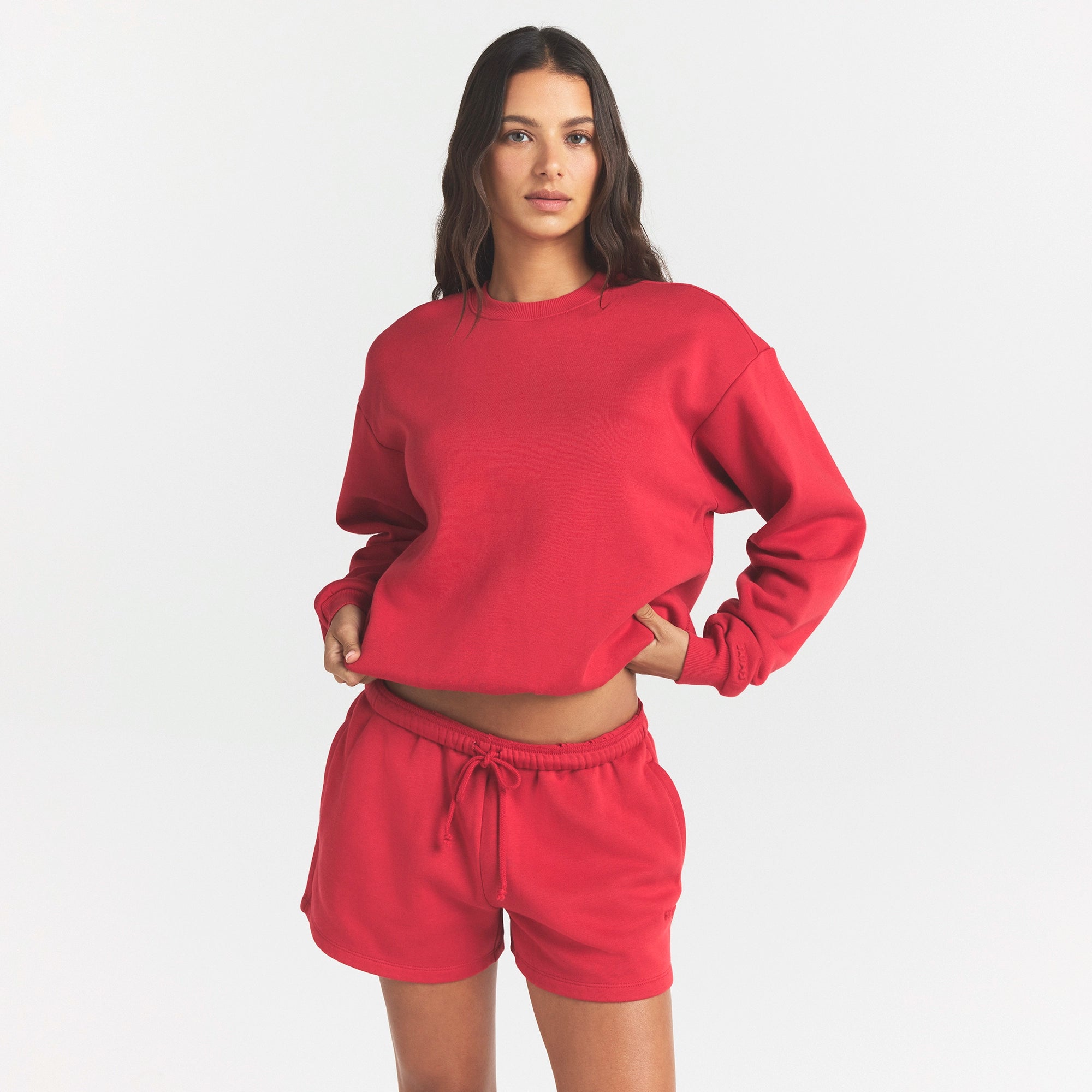 CLASSIC CREWNECK