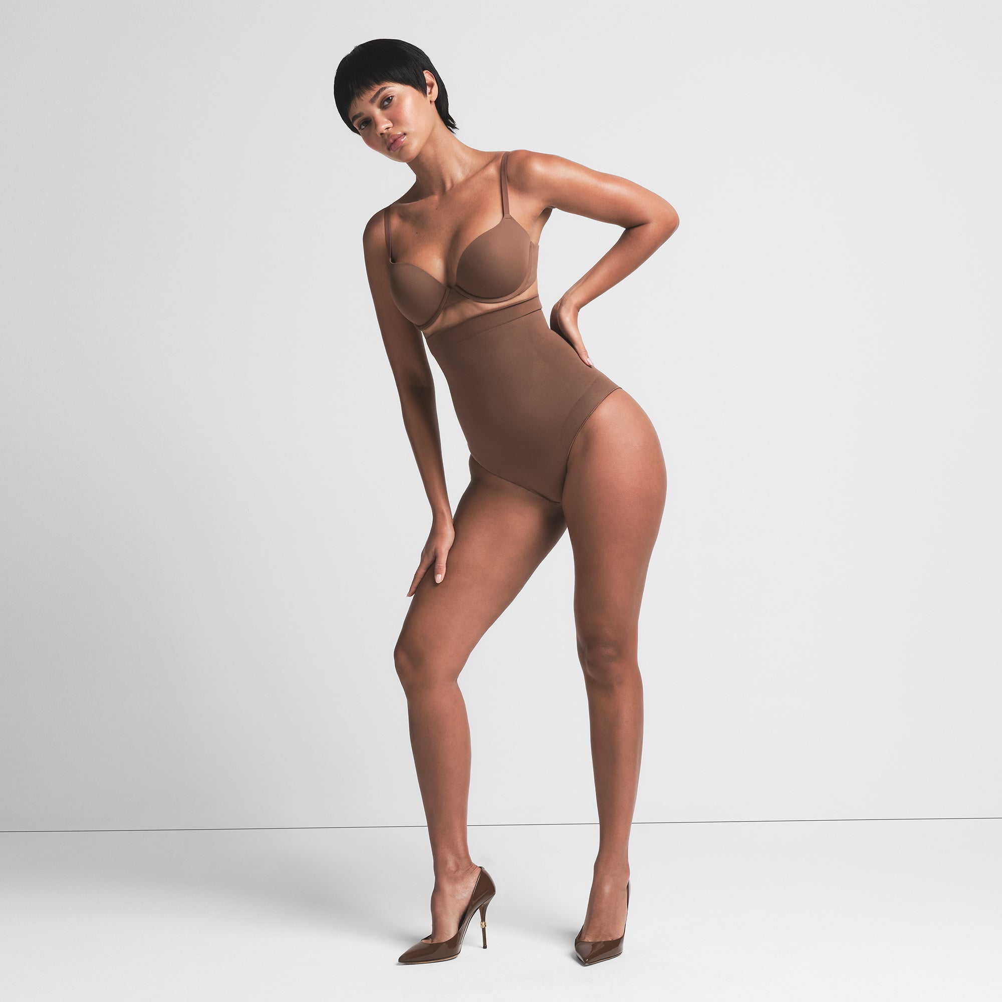 HIGH-WAISTED BRIEF