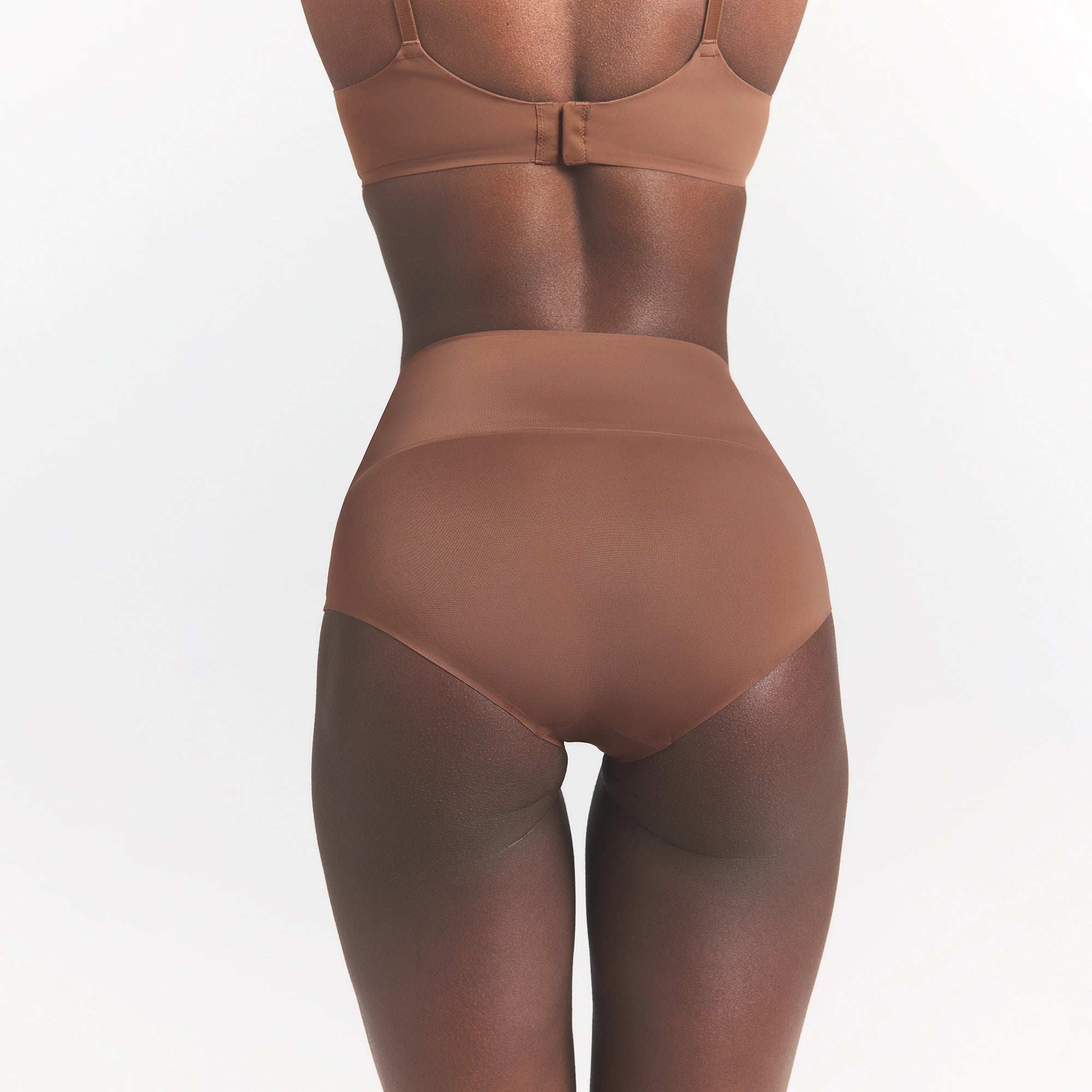 HIGH-WAISTED BRIEF