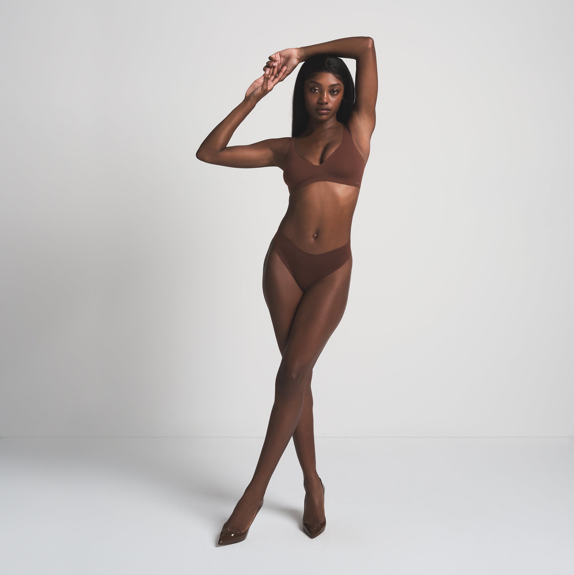 DIPPED THONG