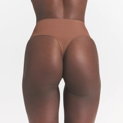 HIGH-WAISTED THONG